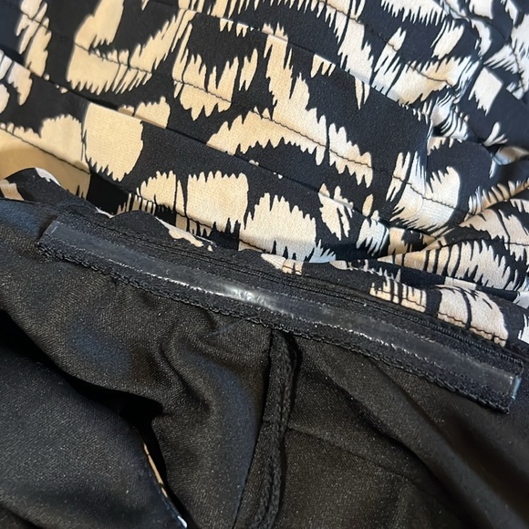 Black and cream Adrianna Papell sheath dress - Picture 6 of 8